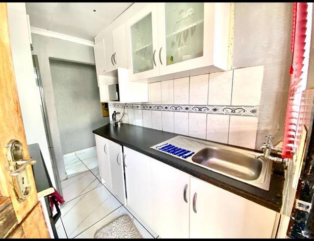 3 BEDROOM PROPERTY TO RENT IN PROTEA GLEN